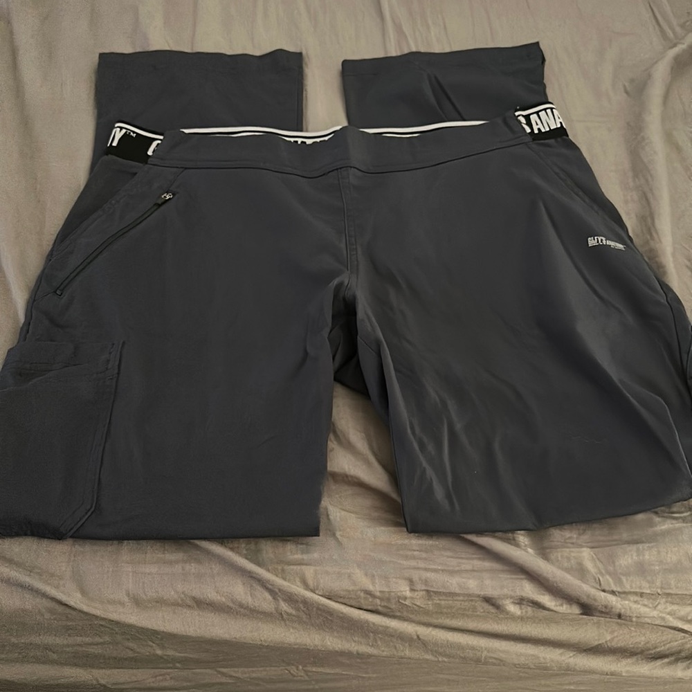 Greys anatomy 5 pocket pants. Size large. Gray.
